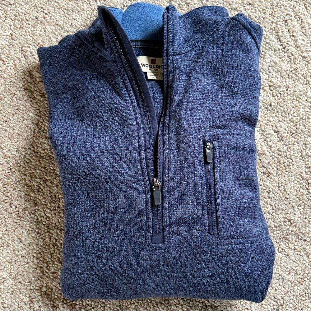 Woolrich Men's Sweater Size Large Navy Blue 1/4 Zip Pullover Pocket Classic